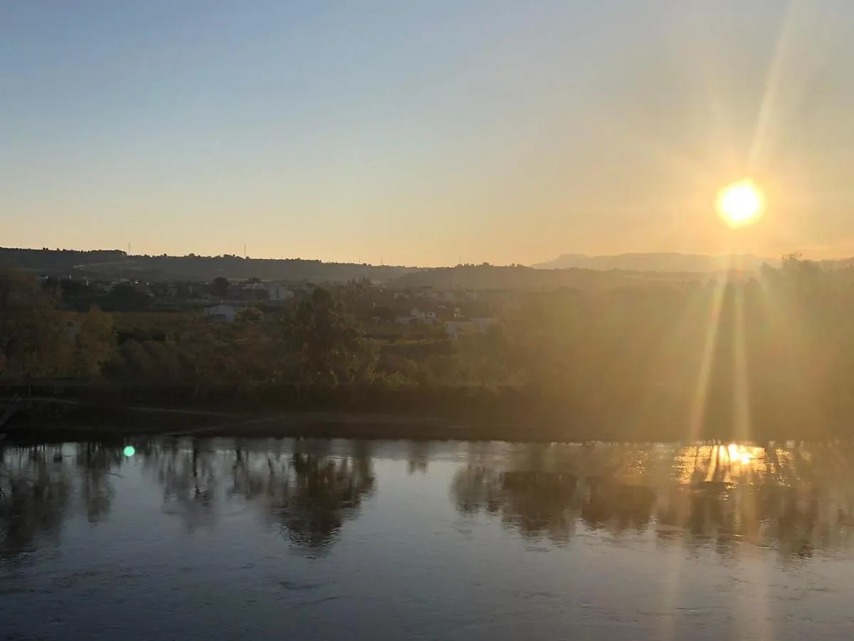 River Ebro Apartments 모라 디에브레 0*,  스페인
